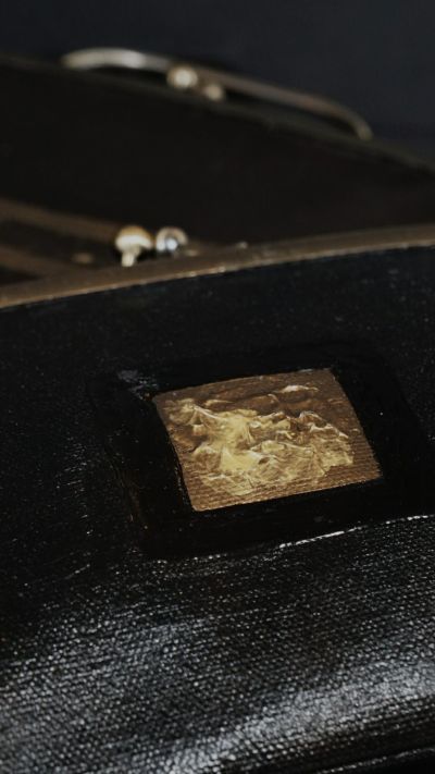 フシカ fucica GAMA 黒漆　クラッチバッグ ちょっとしたお出かけから特別 な日の装いまでコーディネートを
